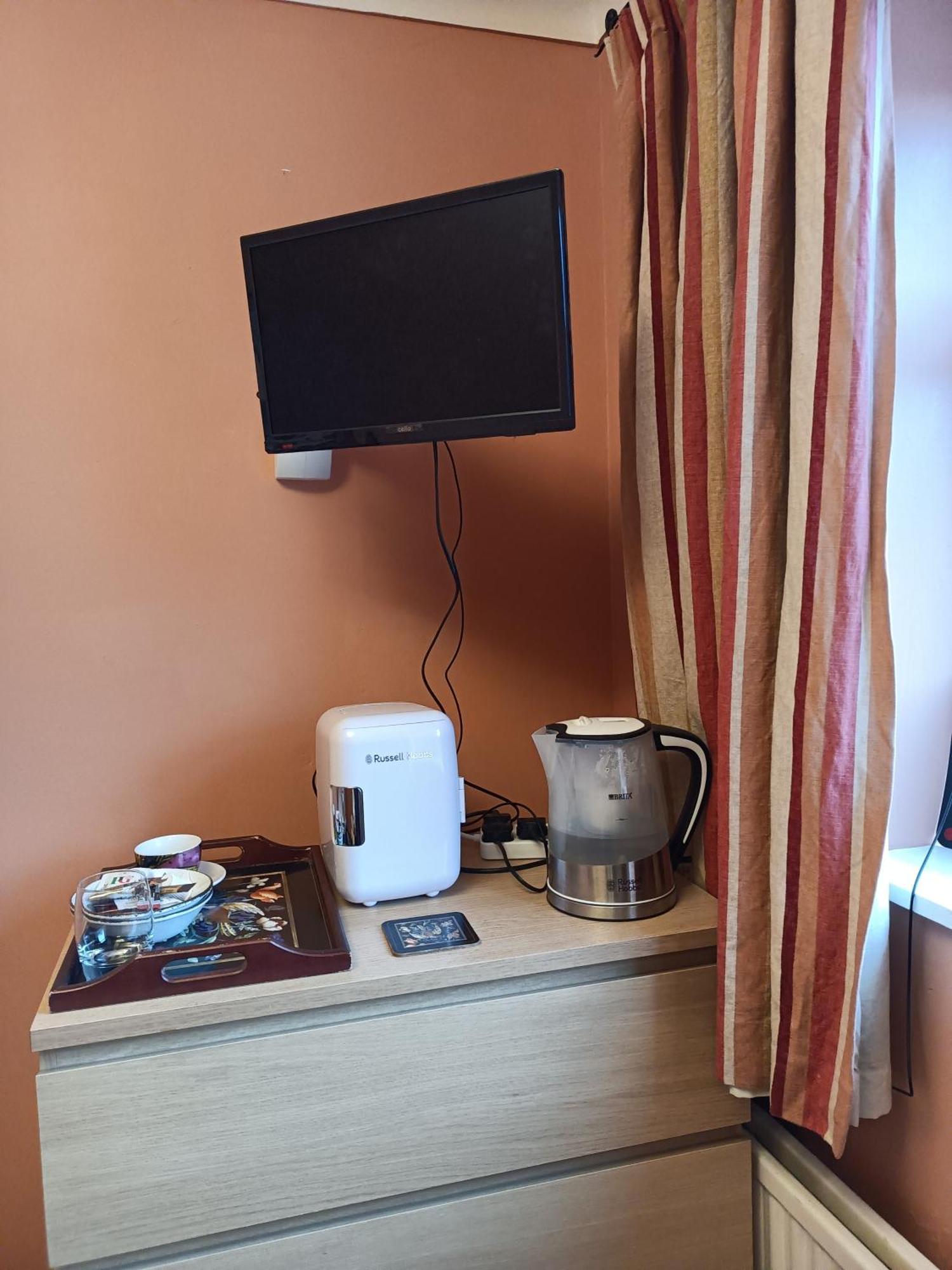 Lowri Cottage Hotel Shenstone Εξωτερικό φωτογραφία